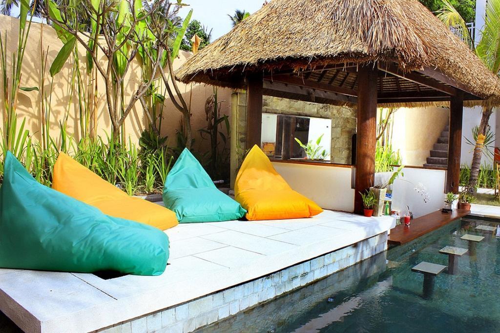 Hotel Zamburger Lombok - Previously Alam Mimpi Hotel Mangsit Εξωτερικό φωτογραφία