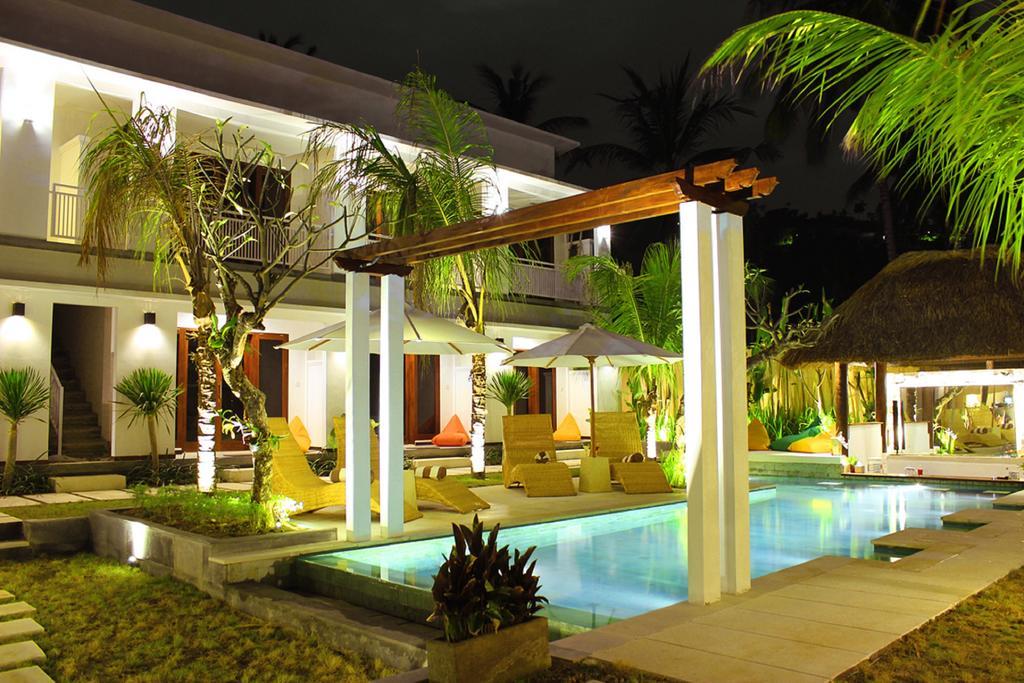 Hotel Zamburger Lombok - Previously Alam Mimpi Hotel Mangsit Εξωτερικό φωτογραφία