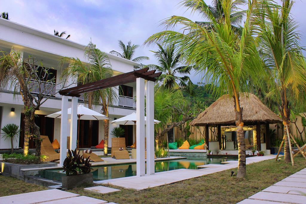 Hotel Zamburger Lombok - Previously Alam Mimpi Hotel Mangsit Εξωτερικό φωτογραφία